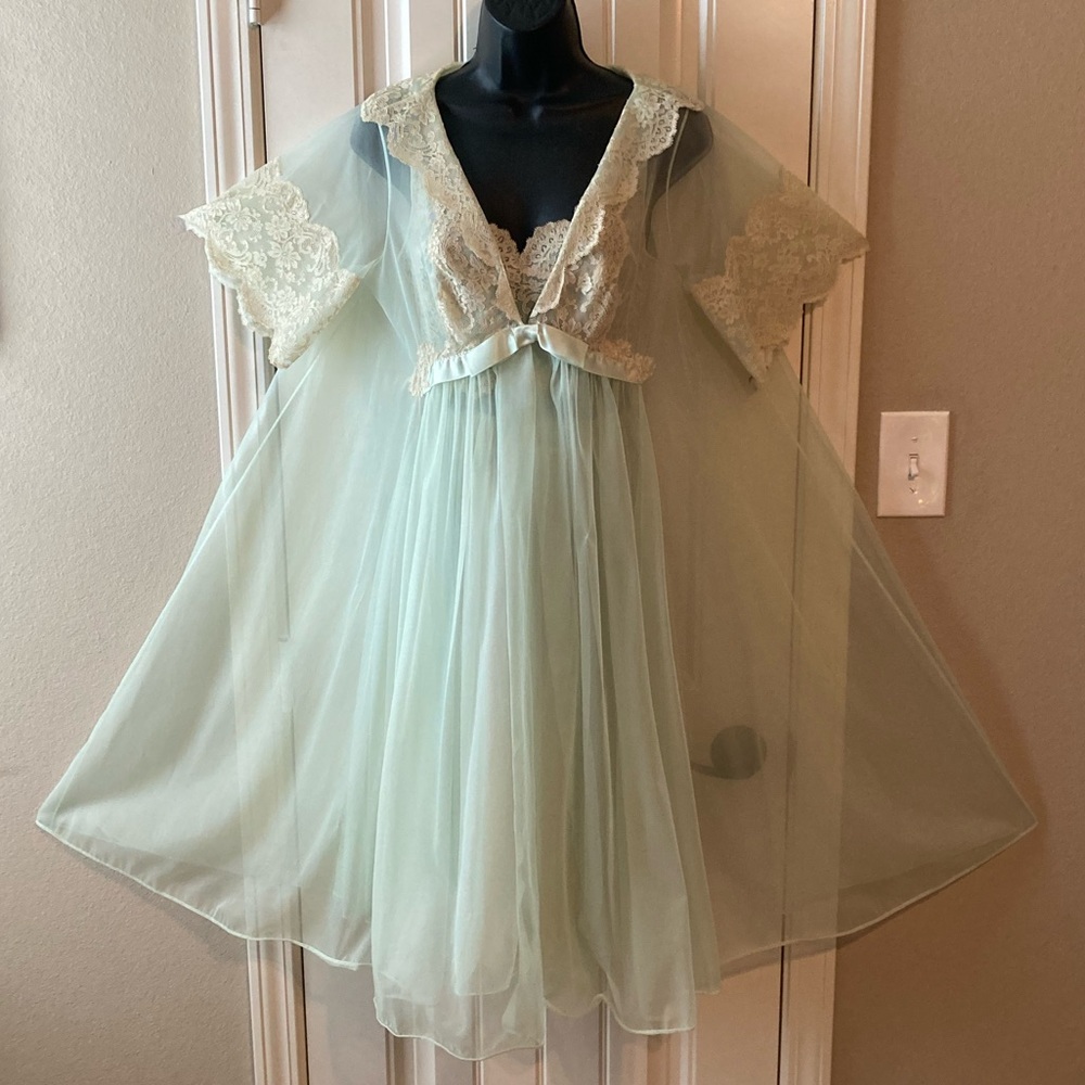 Vintage 50s Shadowline Chiffon Soft Green Ballerina Gown Peignoir Set Sz 32/S